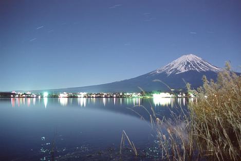 鳴沢村